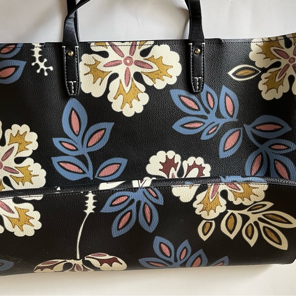 Tory Burch Navy Floral Tote GUC - Picture 2 of 7